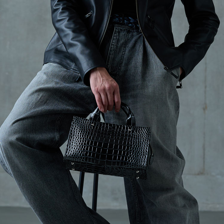 クロコダイル日本製2ショルダーバッグ ネイビー