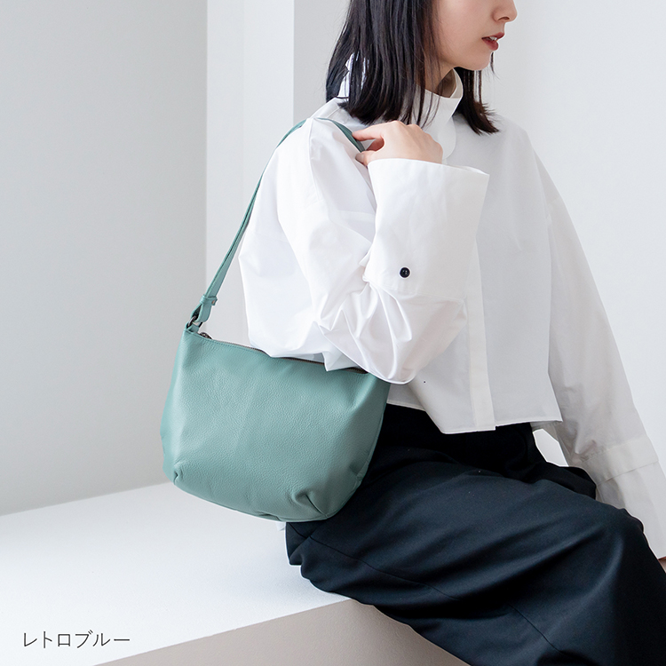 牛革 丈夫 バッグ 特徴 本革 レザー