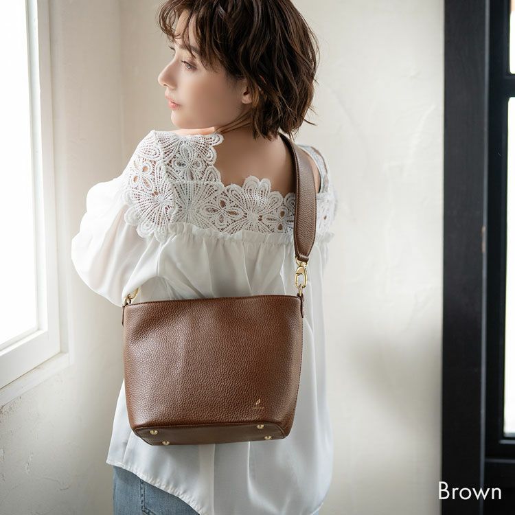 mieno本革ワンショルダーバッグブラウン