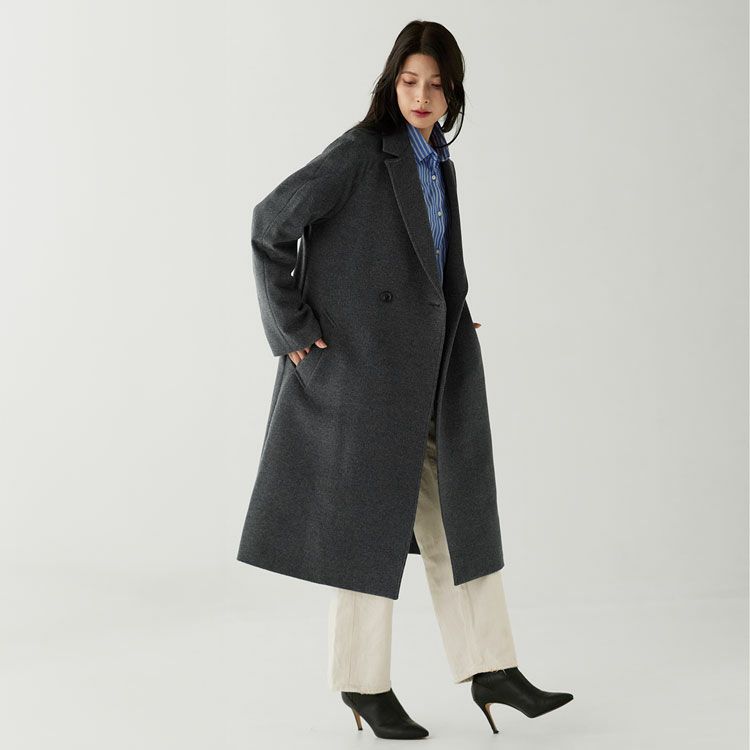 カシミヤブレンドウールのゆったり着れるチェスターコート