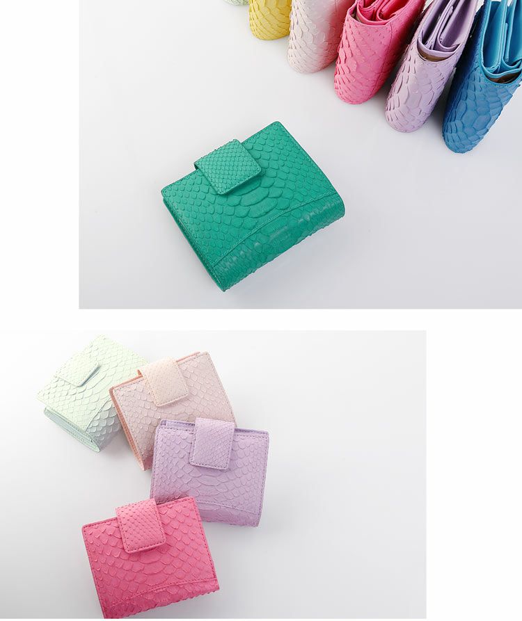 ダイヤモンドパイソン二つ折り財布