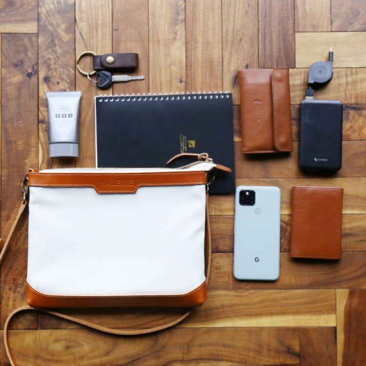 ヌメ革 コンビ サコッシュ 傷に強い 汚れに強い 牛革 HALEINE ヌメ革 コンビ サコッシュ 傷に強い 汚れに強い 牛革 HALEINE