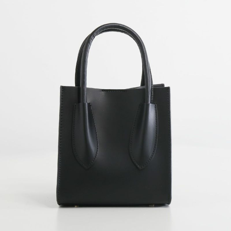 牛床革製２ＷＡＹショルダー＆ハンドバック黒系　新品　送料無料 イタリア製 牛床革 2WAY バッグ キューブ型 レディース