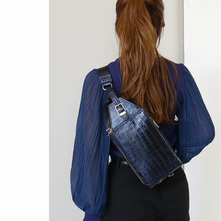 クロコダイルボディバッグ