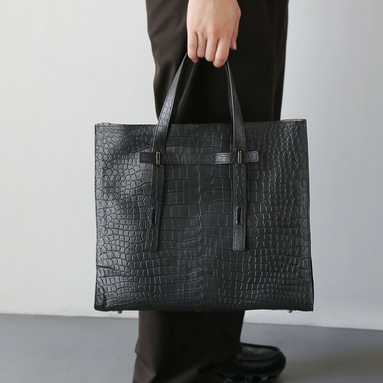 極美品✨ マットクロコダイル　パッチワーク　トートバッグ　肩掛け　ブラック 極美品✨ マットクロコダイル パッチワーク トートバッグ 肩掛け