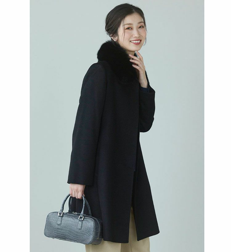 カシミヤ100%ロングコートブラックファー付き