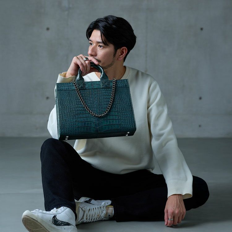 スモールクロコダイルチェーン付きトートバッグ