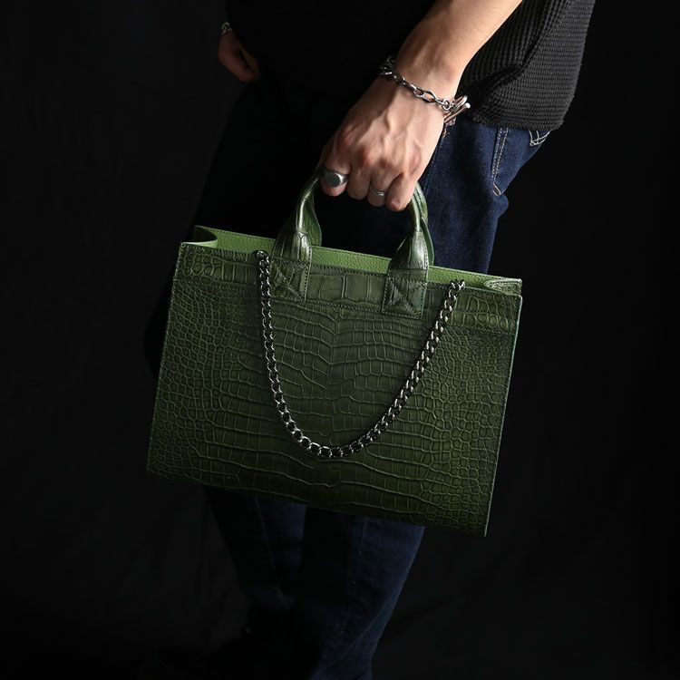 スモールクロコダイルチェーン付きトートバッグ
