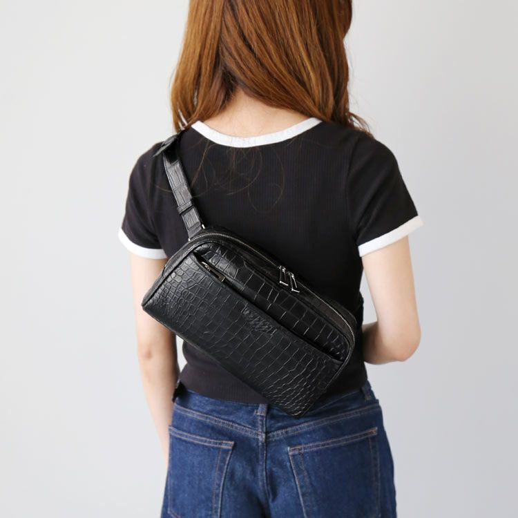 ナイルクロコダイルボディバッグマット加工目地染めメンズワニ本革ショルダーバッグ斜め掛けワンショルダー容量ななめ掛けボディバックかっこいいスタイリッシュ(06001918-mens-1r)