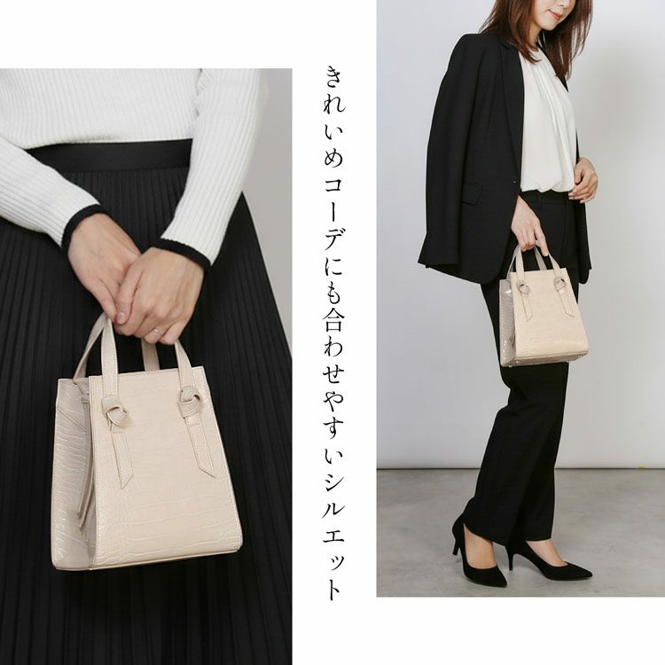 きれいめコーデやオケージョンにも使えるフェイクレザーハンドバッグ